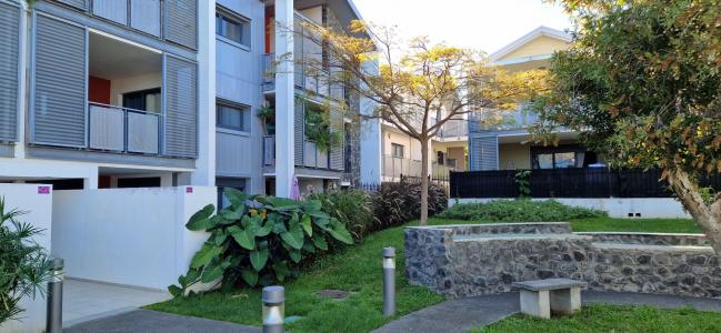 For sale Saint-gilles-les-hauts 3 rooms 63 m2 Reunion (97435) photo 1