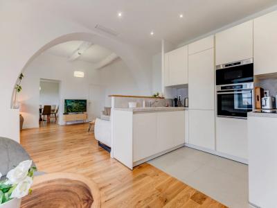 For sale Nice GAIRAUT 5 rooms 138 m2 Alpes Maritimes (06100) photo 2
