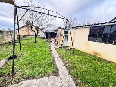 For sale 5 rooms 105 m2 Aisne (02200) photo 3