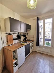 Louer Appartement 24 m2 Paris-18eme-arrondissement