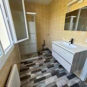 For rent Pessac 1 room 90 m2 Gironde (33600) photo 2