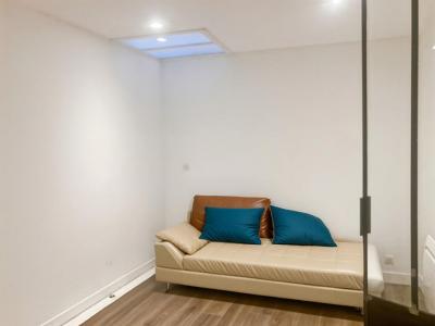 For sale Bordeaux 4 rooms 107 m2 Gironde (33000) photo 3