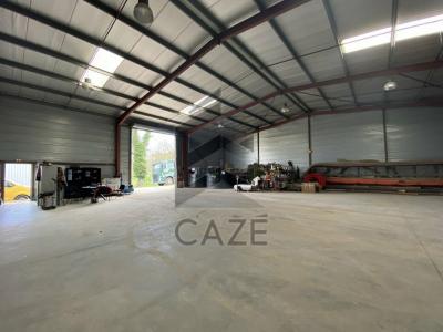 For rent Bassens 632 m2 Gironde (33530) photo 0