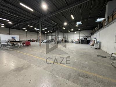 Louer Commerce 1893 m2 Merignac