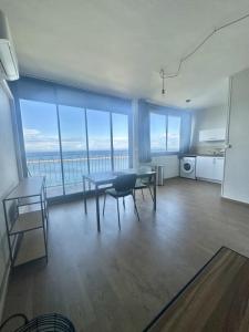 For rent Martigues 1 room 26 m2 Bouches du Rhone (13500) photo 0