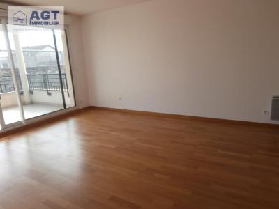 For sale Beauvais 4 rooms 73 m2 Oise (60000) photo 3