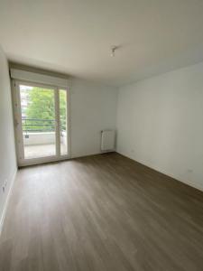 For rent Colombes 4 rooms 77 m2 Hauts de Seine (92700) photo 2
