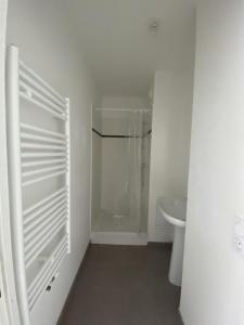 For rent Colombes 4 rooms 77 m2 Hauts de Seine (92700) photo 3