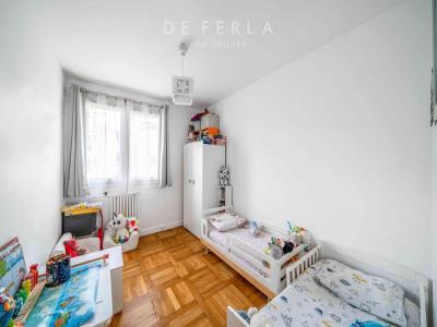 For sale Paris-17eme-arrondissement 4 rooms 68 m2 Paris (75017) photo 4