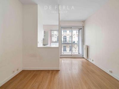 For sale Paris 1 room 29 m2 Paris (75000) photo 0