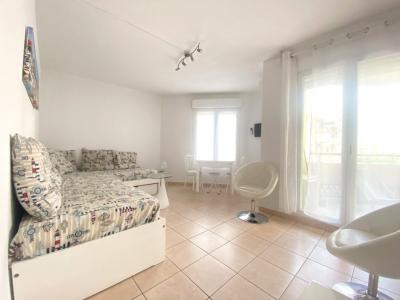 Louer Appartement 27 m2 Nice