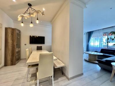 For sale Nice 4 rooms 101 m2 Alpes Maritimes (06200) photo 3