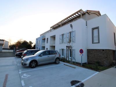 For rent Olonne-sur-mer 2 rooms 46 m2 Vendee (85340) photo 2