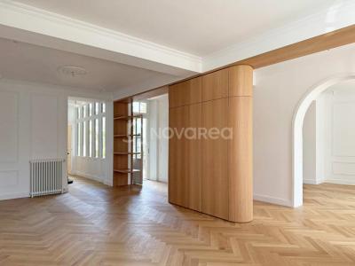 For sale Pau 7 rooms 247 m2 Pyrenees atlantiques (64000) photo 3