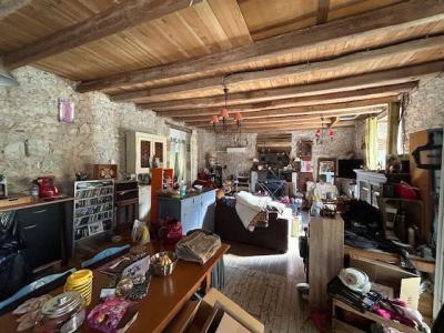 For sale CENTRE VILLE 2 rooms 130 m2 Lot (46150) photo 4