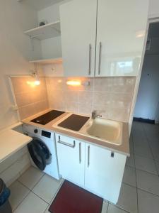 For sale SEAQUARIUM 1 room 27 m2 Gard (30240) photo 3