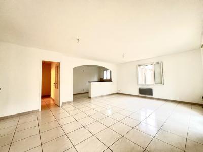 For sale 4 rooms 85 m2 Gard (30000) photo 1