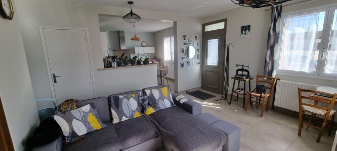 For sale 5 rooms 99 m2 Loir et cher (41100) photo 3