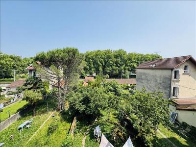 For rent Grenoble 2 rooms 60 m2 Isere (38100) photo 0
