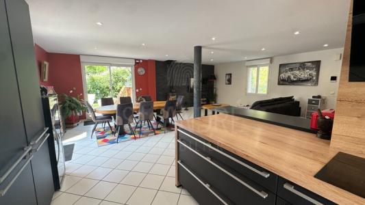 For sale Saint-geoirs Saint tienne de Saint Geoirs 6 rooms 145 m2 Isere (38590) photo 3
