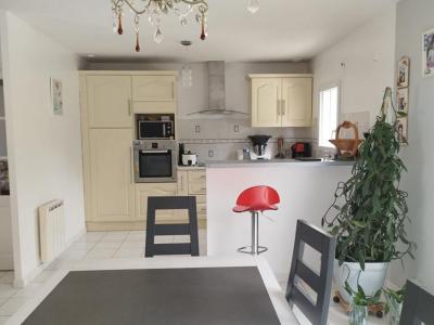 For sale Gourin 84 rooms 84 m2 Morbihan (56110) photo 3