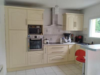 For sale Gourin 84 rooms 84 m2 Morbihan (56110) photo 4