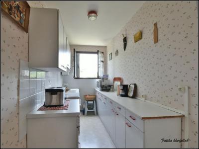 For sale Mourenx 3 rooms 60 m2 Pyrenees atlantiques (64150) photo 1