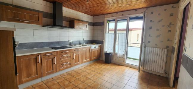 For sale Vitry-le-francois 5 rooms 90 m2 Marne (51300) photo 3