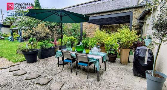 For sale Guingamp 9 rooms 250 m2 Cotes d'armor (22200) photo 3