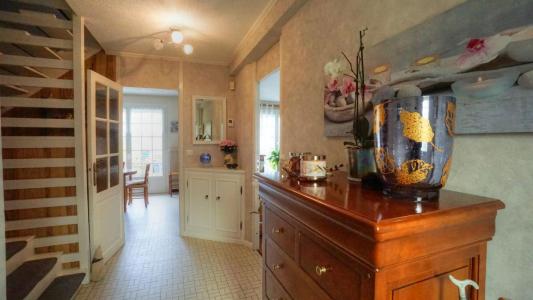 For sale Fleurines 5 rooms 98 m2 Oise (60700) photo 2