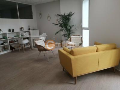 For sale Pian-medoc 110 m2 Gironde (33290) photo 2