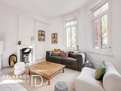 For sale Lille 8 rooms 210 m2 Nord (59800) photo 2