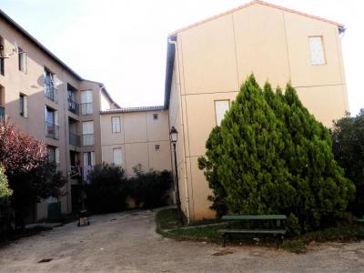 For rent Bollene 1 room 38 m2 Vaucluse (84500) photo 0