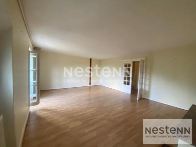 Louer Appartement 200 m2 Saint-gervais-la-foret
