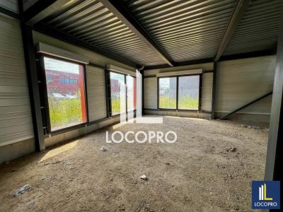 For rent Taillades 252 m2 Vaucluse (84300) photo 4