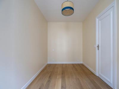 For rent Paris-15eme-arrondissement 2 rooms 40 m2 Paris (75015) photo 4