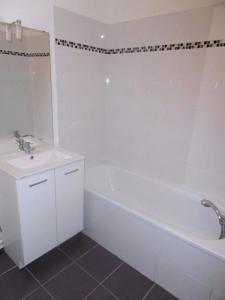 Louer Appartement Saint-andre-lez-lille 900 euros