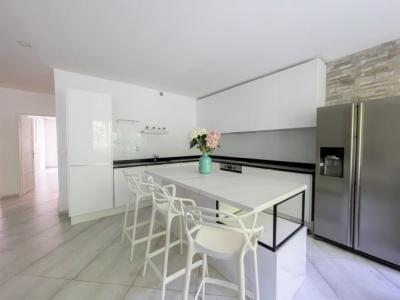 Annonce Location 3 pices Appartement Paris-16eme-arrondissement 75