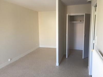 For rent Beaumont 1 room 30 m2 Puy de dome (63110) photo 3