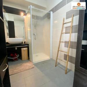 Louer Appartement Saint-gilles-les-hauts 800 euros