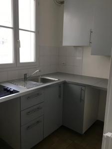For rent Paris-19eme-arrondissement 2 rooms 39 m2 Paris (75019) photo 3