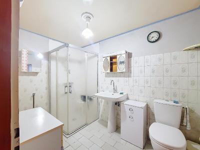 For sale 3 rooms 102 m2 Bas rhin (67130) photo 3