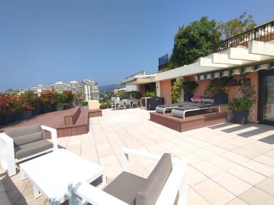 For sale ILE DE CANNES MARINA 5 rooms 132 m2 Alpes Maritimes (06210) photo 2