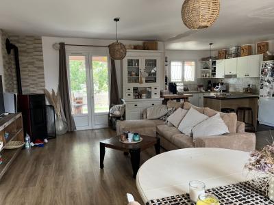 For sale 4 rooms 101 m2 Herault (34210) photo 4