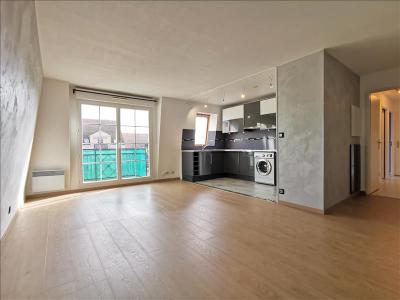 For rent Cergy 3 rooms 60 m2 Val d'Oise (95000) photo 0