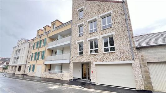 Louer Appartement Beaumont-sur-oise 905 euros