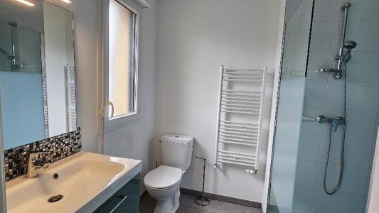 For rent Martignas-sur-jalle 1 room 14 m2 Gironde (33127) photo 0