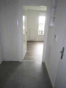 For rent Rosny-sous-bois 2 rooms 45 m2 Seine saint denis (93110) photo 2