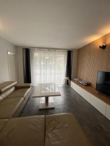 For rent Bron 7 rooms 105 m2 Rhone (69500) photo 2