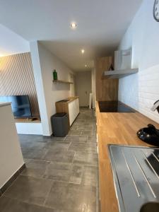 For rent Bron 7 rooms 105 m2 Rhone (69500) photo 3